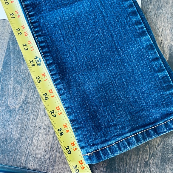 Anne Klein Straight Blue Jeans - Picture 8 of 8